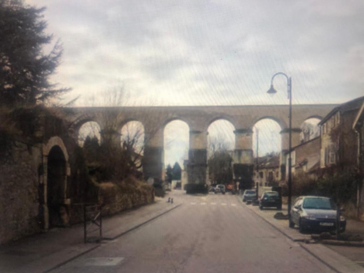 Metz-Sud - Appartement 120 M2 Dans Maison Du XVIII - Jouy Aux Arches Entre Nancy Et Luxembourg - Proximite Toutes Commodites Bagian luar foto